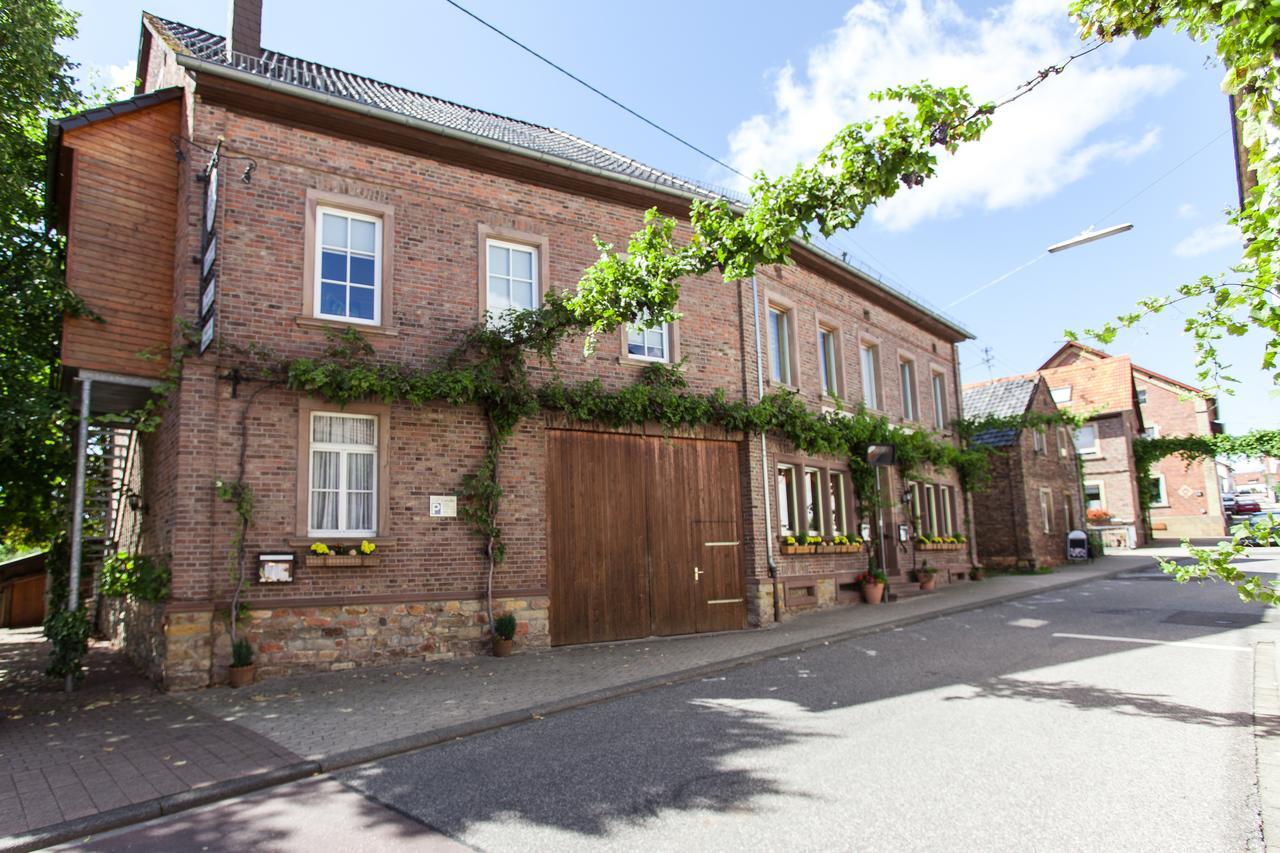 Gasthaus Zur Linde Braunweiler Exterior foto